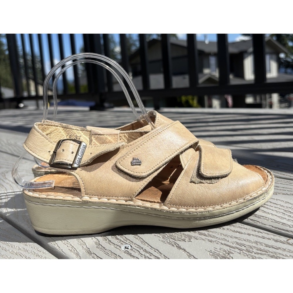 Finn Comfort Sandals Womens Size 7 Gomera Strappy Slingback Buckle Beige Leather
